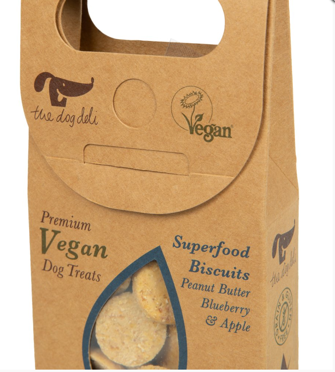 VEGAN DOG TREATS WITH PEANUT BUTTER, BLUEBERRY & APPLE