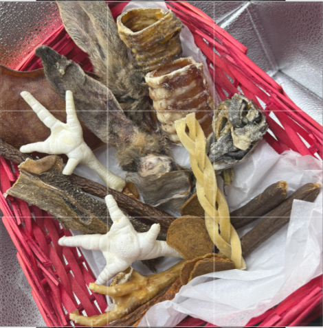20 Piece Variety Pack Our Mixed treat boxes are a great way to give your dog a variety of natural & healthy treats.