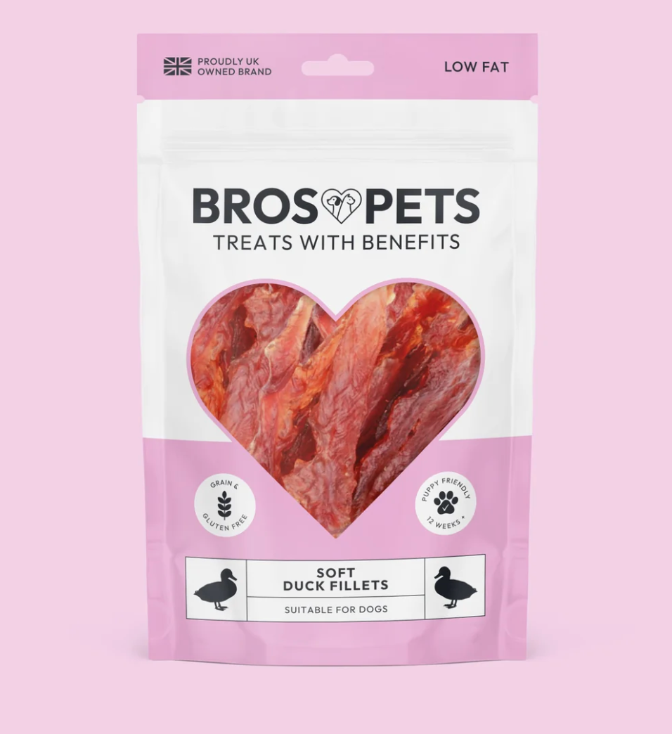 Bros Pets Treats Our Bites are the ultimate healthy snack for your pets, made with premium, single protein sources. Ideal for training or treating, these grain-free and gluten-free bites are packed with nutrients to support your pet's well-being.