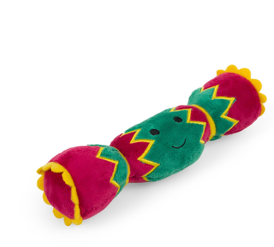 Petface  Dog Toy has had a winter makeover ready for Christmas! With a cute smiley face, crinkle leaves and a built in squeaker.